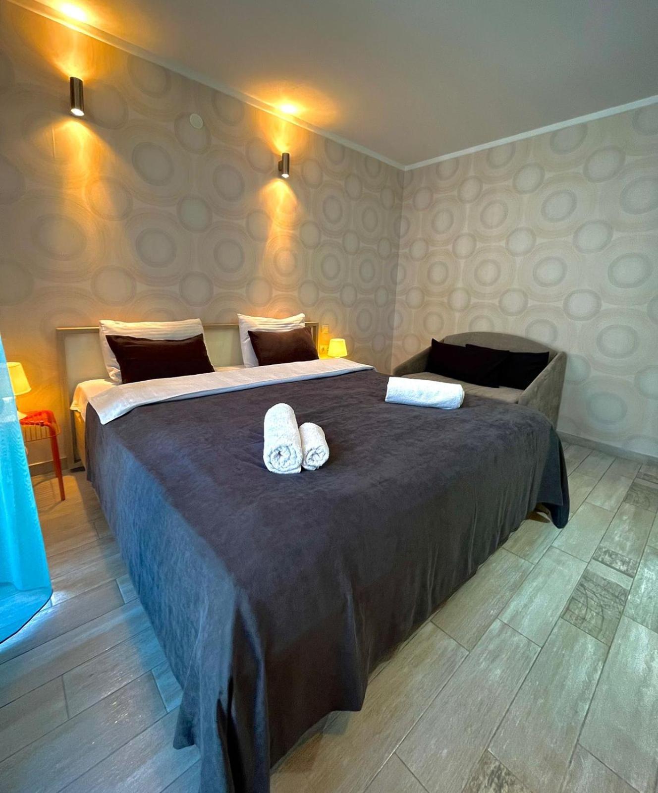 Holiday Lux Tower Batumi Luaran gambar