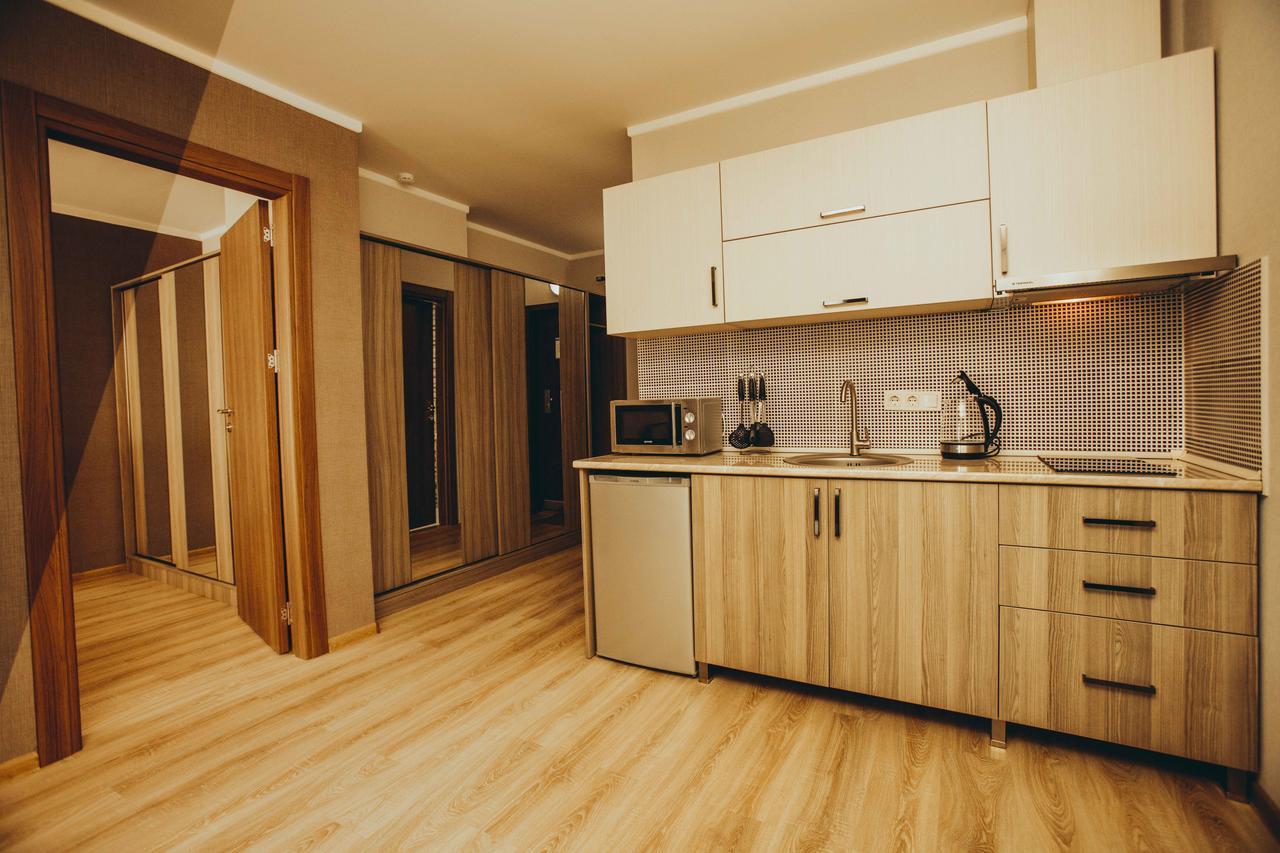 Holiday Lux Tower Batumi Luaran gambar
